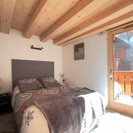 Chalet Nouvaz Cadre Agreable A Deux Pas Des Pistes Villa Courchevel