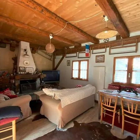 Chalet Nouvaz Cadre Agreable A Deux Pas Des Pistes *